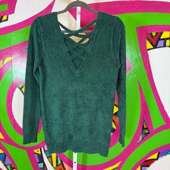 Torrid Green Cut Out Strappy V Back Soft Knit Sweater. Size 00(M/L) - Picture 3 of 6
